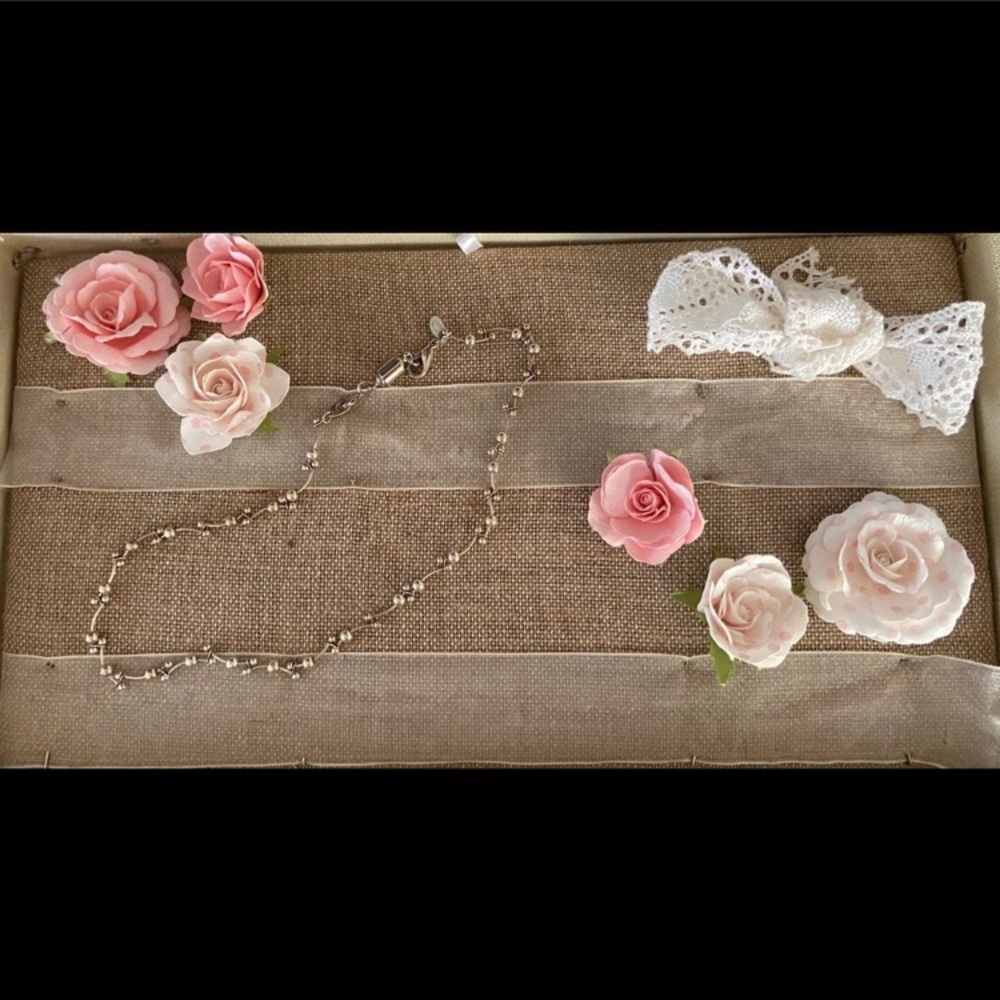 🌺 Silver Necklace - 18”